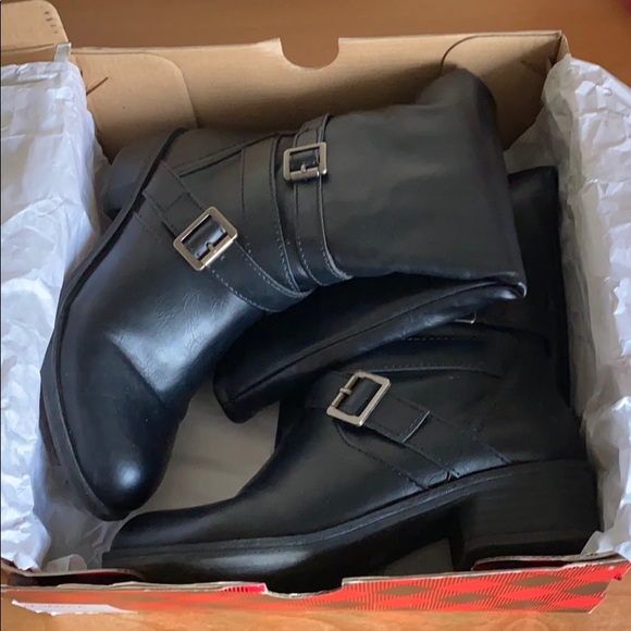 Riding Boots - Picture 2 of 4